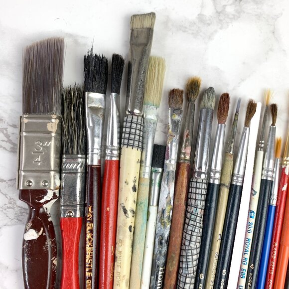 Bundle of Used Brushes (READ DESCRIPTION) - Picture 2 of 3